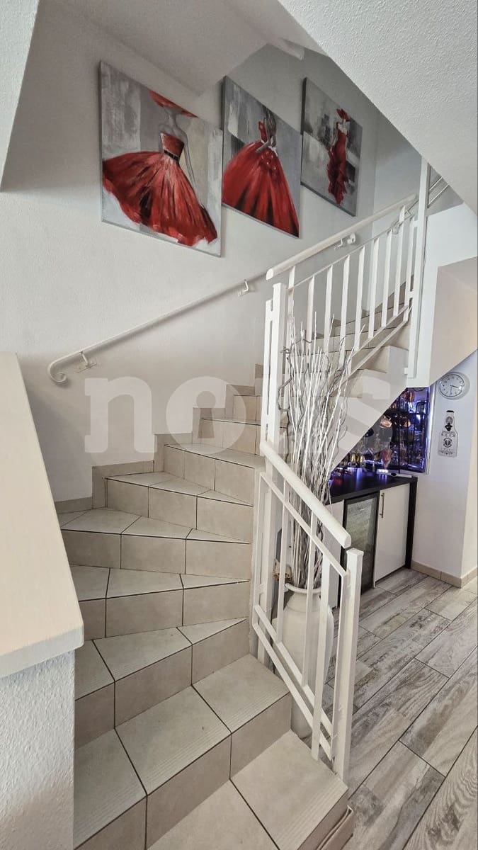 3 makuuhuone Rivitalo myytävänä paikassa Llano del Camello mukana uima-altaan - 409 950 € (Ref: 9631398)