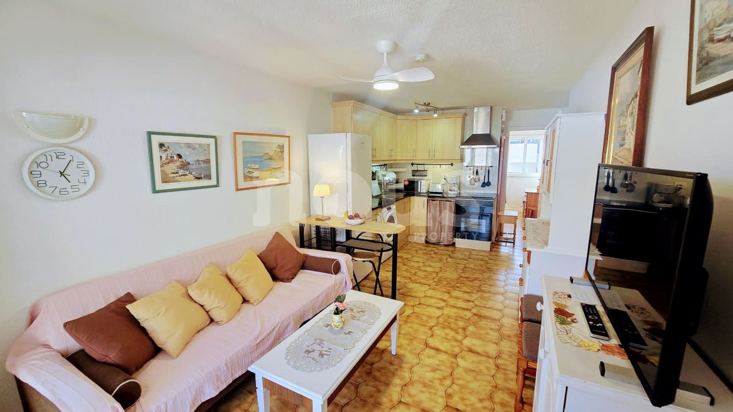 2 soveværelse Lejlighed til salg i Los Cristianos med swimmingpool - € 335.000 (Ref: 9632863)