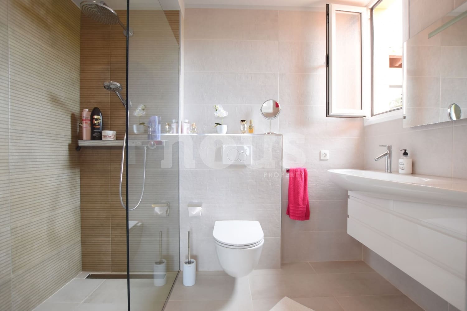 Chalet de 3 habitaciones en Costa Adeje en venta con piscina - 1.290.000 € (Ref: 9646365)