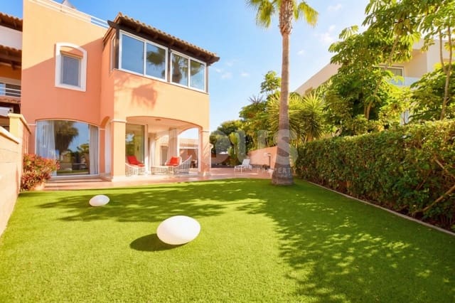 3 quarto Moradia para venda em La Caleta Adeje, Adeje com piscina - 1 250 000 € (Ref: 9646365)