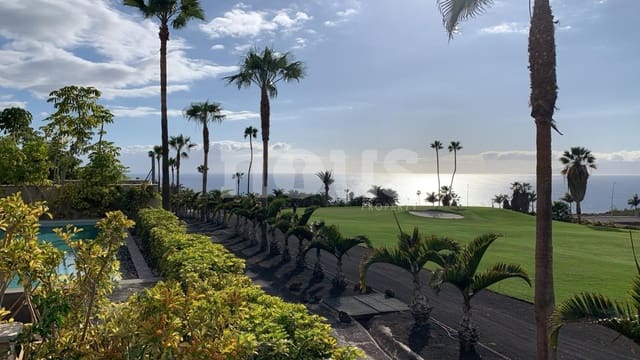 3 quarto Moradia para venda em La Caleta Adeje, Adeje com piscina - 1 250 000 € (Ref: 9646365)