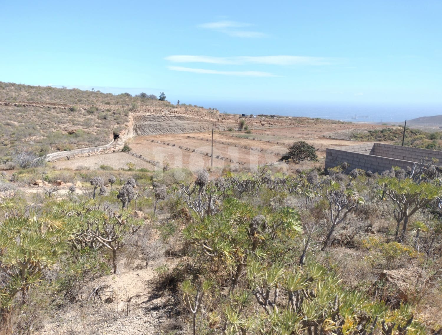 Rakentamaton maa myytävänä paikassa Chimiche - 560 000 € (Ref: 9666998)