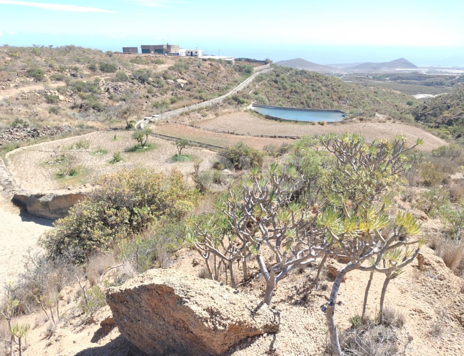 Rakentamaton maa myytävänä paikassa Chimiche - 560 000 € (Ref: 9666998)