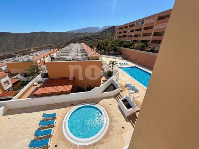 2 soveværelse Penthouse til salg i Torviscas, Adeje med swimmingpool - € 350.000 (Ref: 9713434)