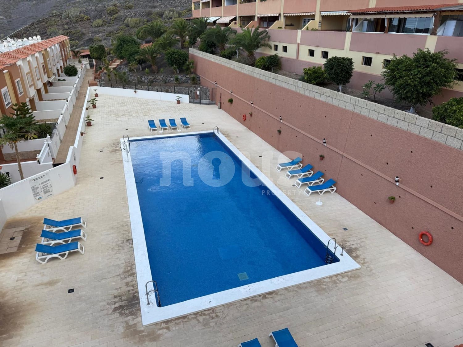 2 soveværelse Penthouse til salg i Torviscas med swimmingpool - € 350.000 (Ref: 9713434)