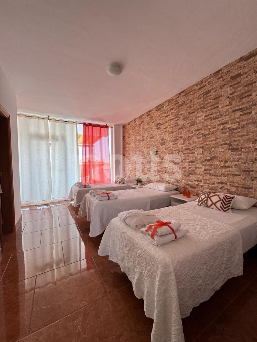 4 chambre Villa/Maison à vendre à Playa Paraiso avec piscine - 1 400 000 € (Ref: 9720693)