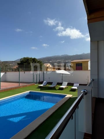 4 chambre Villa/Maison à vendre à Playa Paraiso, Adeje avec piscine - 1 400 000 € (Ref: 9720693)