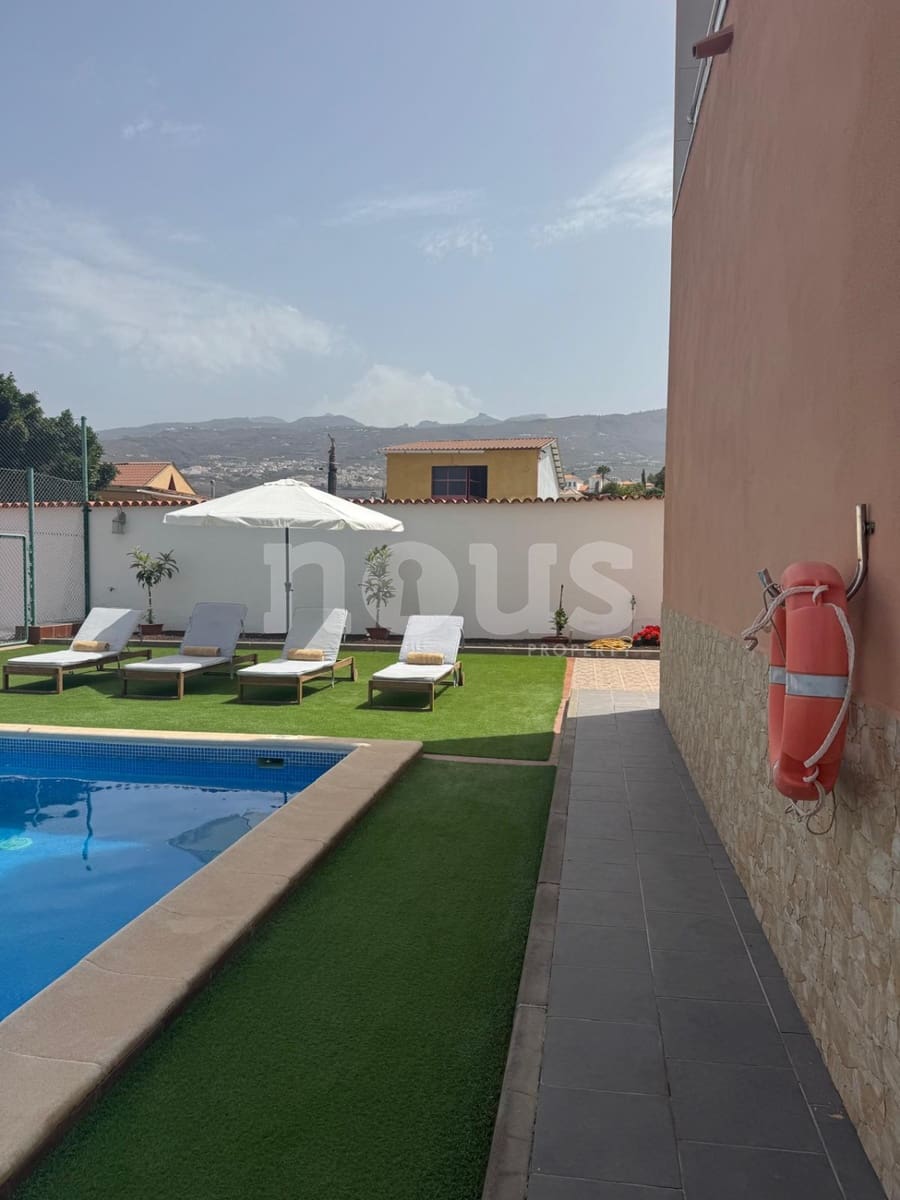 4 chambre Villa/Maison à vendre à Playa Paraiso avec piscine - 1 400 000 € (Ref: 9720693)