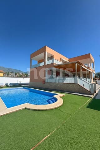 4 soverom Villa til salgs i Playa Paraiso, Adeje med svømmebasseng garasje - € 1 400 000 (Ref: 9720693)
