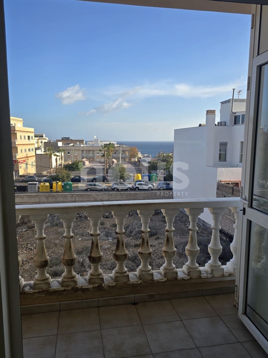 2 bedroom Penthouse for sale in Los Abrigos - € 247,000 (Ref: 9730898)