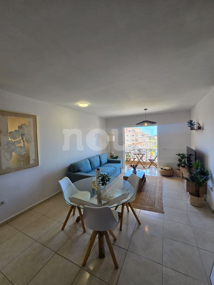 2 slaapkamer Penthouse te koop in Los Abrigos - € 239.000 (Ref: 9730898)