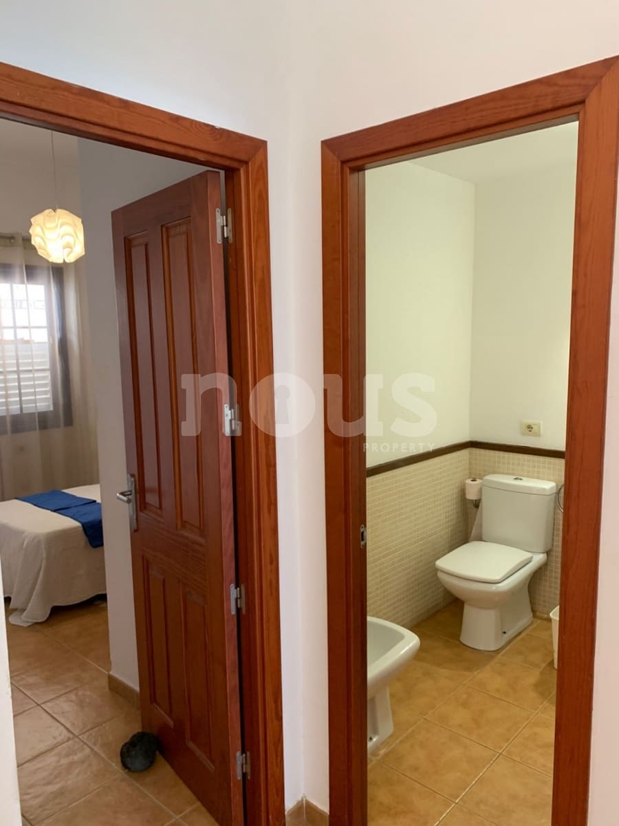 2 bedroom Penthouse for sale in Llano del Camello with pool - € 265,000 (Ref: 9733750)