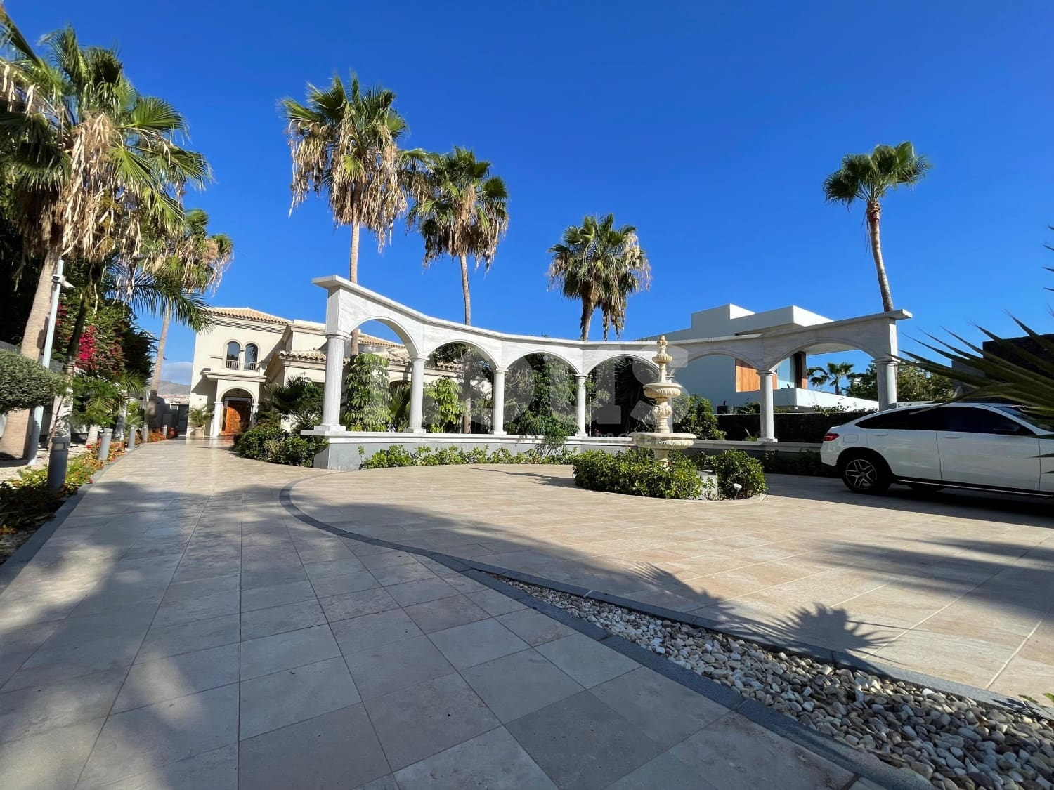 7 quarto Moradia para venda em La Caleta Adeje com piscina - 5 950 000 € (Ref: 9777087)