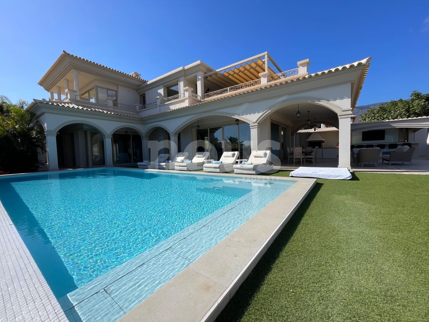 7 quarto Moradia para venda em La Caleta Adeje com piscina - 5 950 000 € (Ref: 9777087)