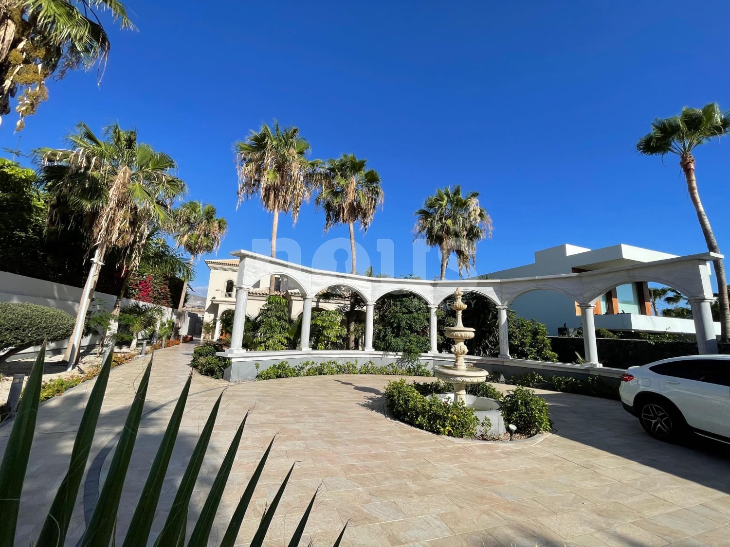 7 quarto Moradia para venda em La Caleta Adeje com piscina - 5 950 000 € (Ref: 9777087)