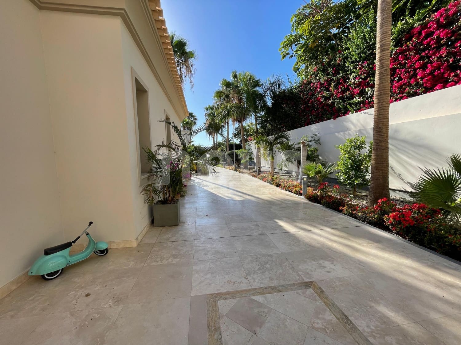 7 quarto Moradia para venda em La Caleta Adeje com piscina - 5 950 000 € (Ref: 9777087)