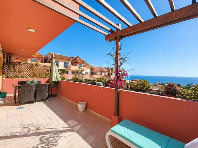 2 soveværelse Lejlighed til salg i Playa del Duque, Adeje med swimmingpool - € 800.000 (Ref: 9790038)