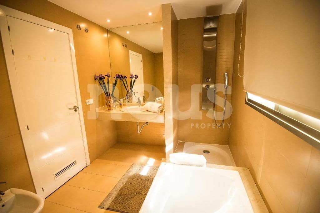 3 bedroom Villa for sale in La Caleta Adeje with pool - € 1,690,000 (Ref: 9833013)