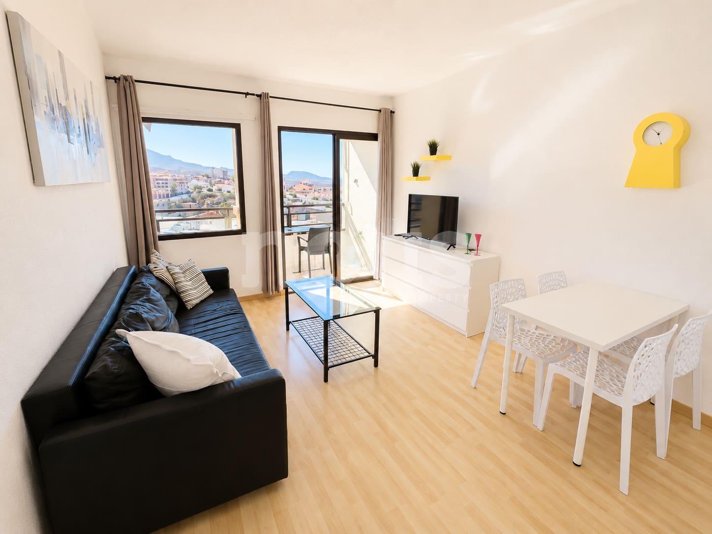 2 bedroom Apartment for sale in Playa Paraiso with pool - € 299,000 (Ref: 9898580)