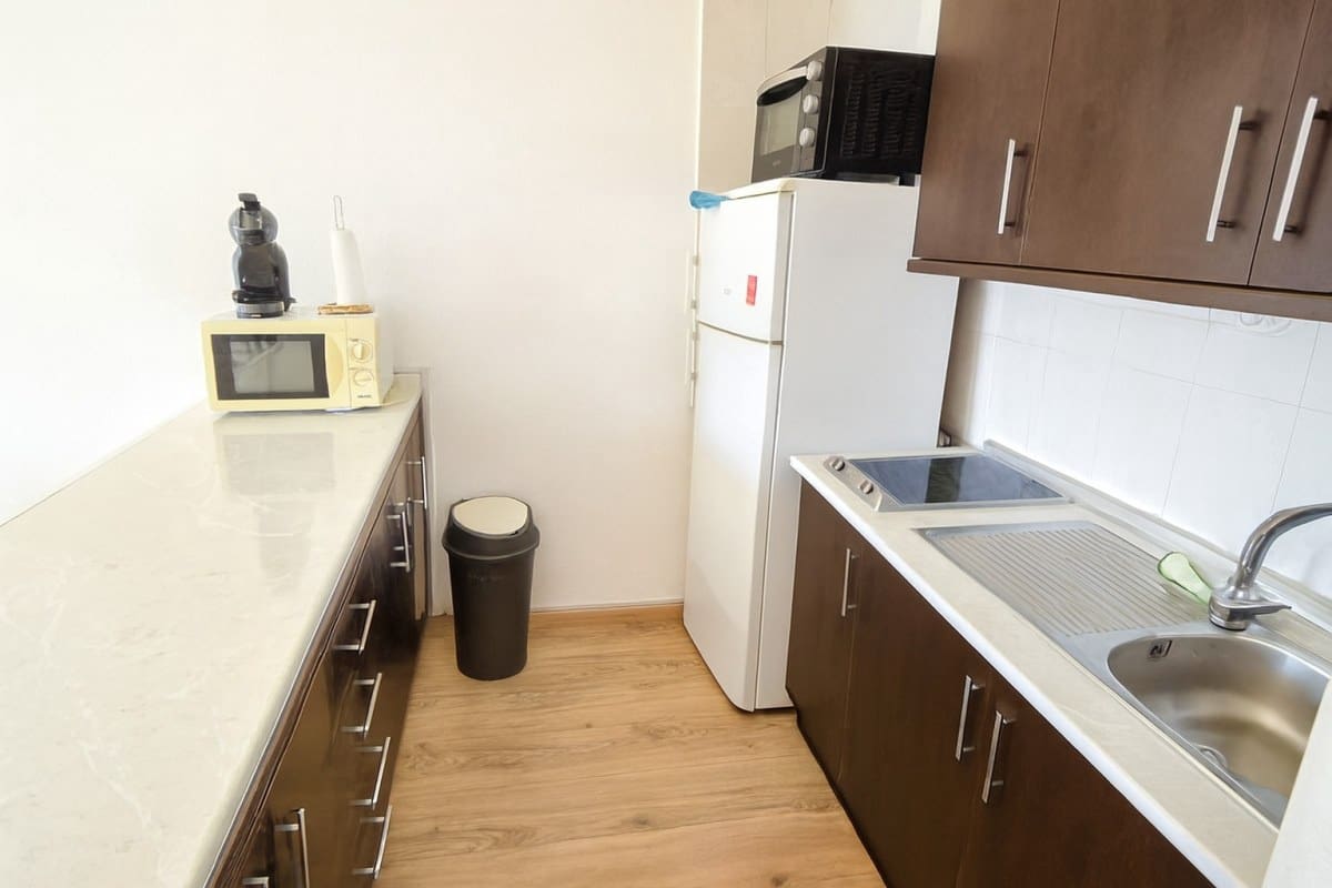 2 soveværelse Lejlighed til salg i Playa Paraiso med swimmingpool garage - € 299.000 (Ref: 9898580)