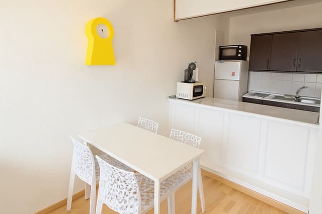 2 soveværelse Lejlighed til salg i Playa Paraiso, Adeje med swimmingpool garage - € 299.000 (Ref: 9898580)