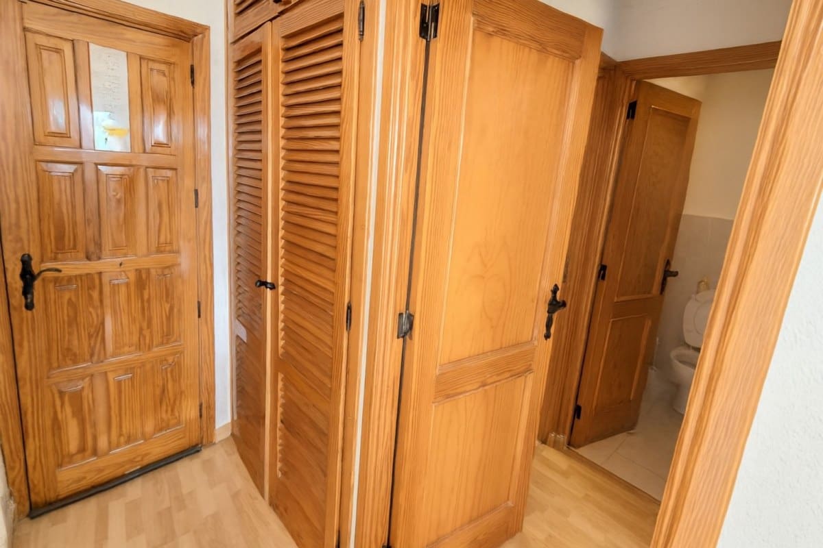 2 soveværelse Lejlighed til salg i Playa Paraiso med swimmingpool garage - € 299.000 (Ref: 9898580)