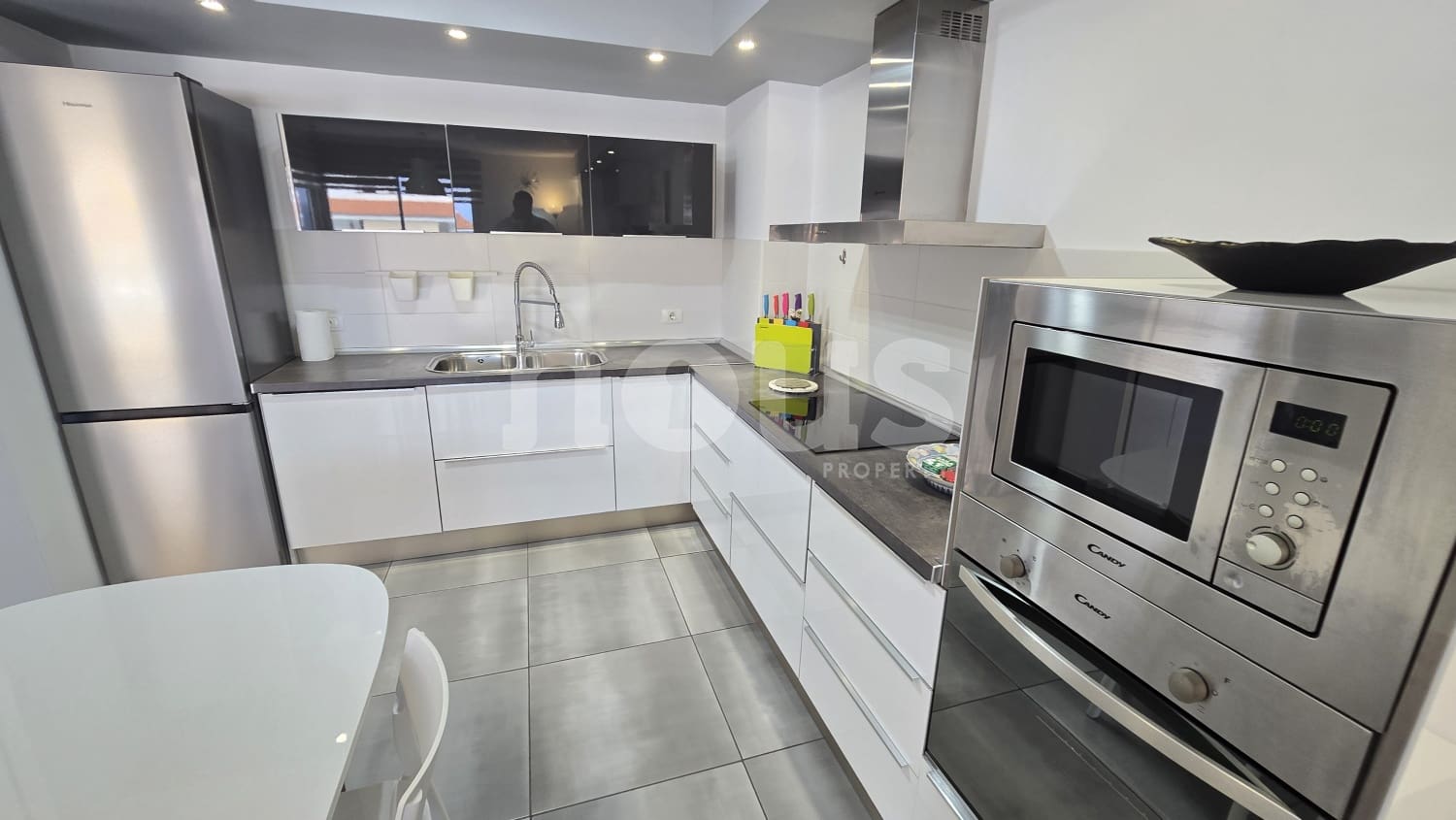 2 Zimmer Apartment zu verkaufen in Playa Paraiso mit Pool - 599.900 € (Ref: 9911829)