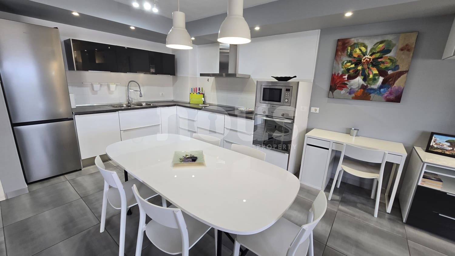 2 Zimmer Apartment zu verkaufen in Playa Paraiso mit Pool - 599.900 € (Ref: 9911829)