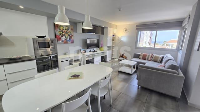 2 Zimmer Apartment zu verkaufen in Playa Paraiso, Adeje mit Pool - 599.900 € (Ref: 9911829)