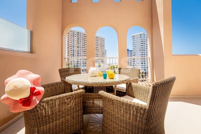 Ático de 2 habitaciones en Playa Paraiso, Adeje en venta con piscina garaje - 499.000 € (Ref: 9935186)