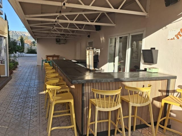 Business for sale in Pueblo, Calpe / Calp - € 160,000 (Ref: 10023206)