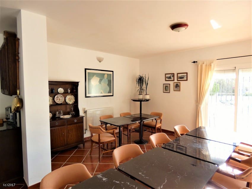 7 soveværelse Virksomhed til salg i Rincon de la Victoria - € 925.000 (Ref: 7716138)