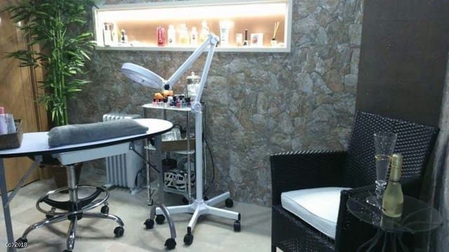 Business for sale in Gaspar Perelló, Torrevieja - € 100,000 (Ref: 7716159)