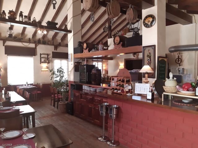 3 bedroom Business for sale in Benitachell / Benitatxell - € 165,000 (Ref: 7716181)