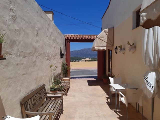 3 bedroom Business for sale in Benitachell / Benitatxell - € 165,000 (Ref: 7716181)