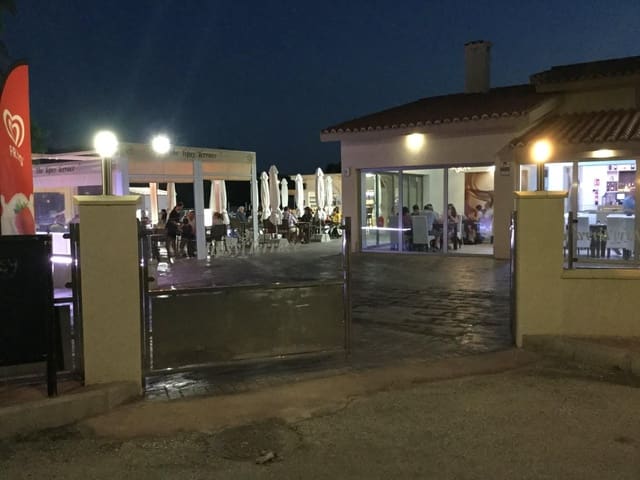 Azienda in vendita in Hondón de los Frailes - 695.000 € (Rif: 7716238)