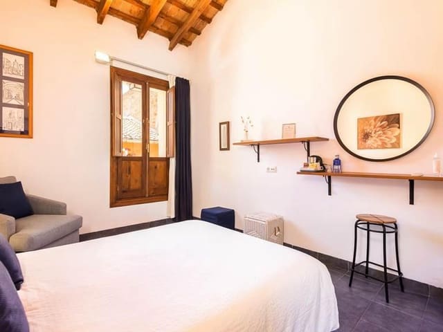 5 bedroom Business for sale in Xàtiva with pool - € 445,000 (Ref: 7716275)