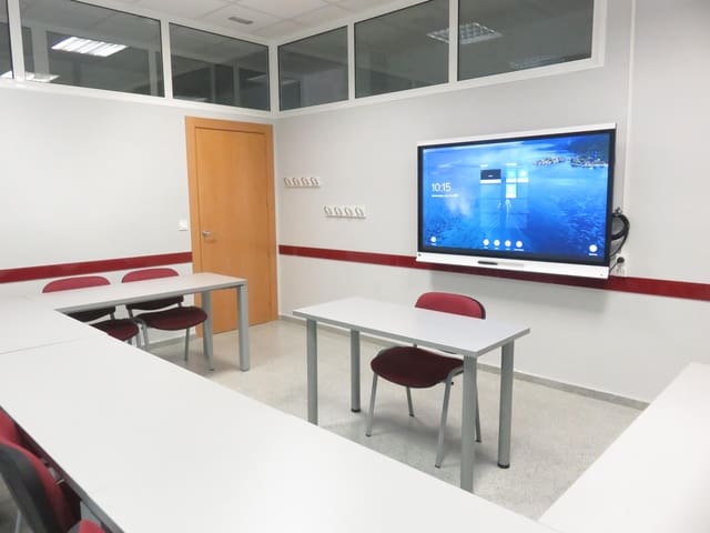 Business for sale in Ibi - € 189,000 (Ref: 7716449)