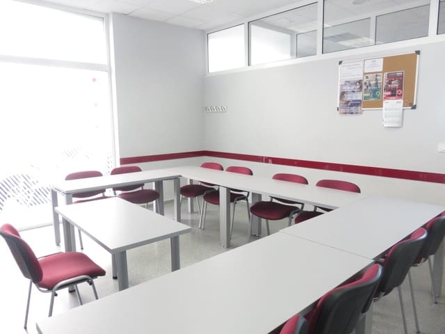 Business for sale in Ibi - € 189,000 (Ref: 7716449)