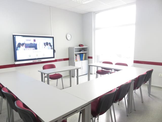 Business for sale in Ibi - € 189,000 (Ref: 7716449)