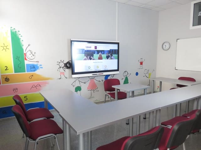 Business for sale in Ibi - € 189,000 (Ref: 7716449)