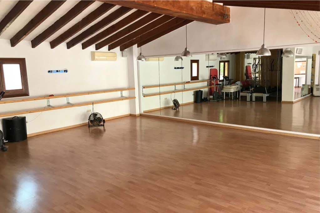 Business for sale in Alicante / Alacant city - € 1,250,000 (Ref: 7716459)