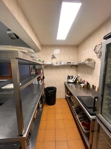 Business for sale in Casco Urbano, Teulada-Moraira - € 105,000 (Ref: 8166376)