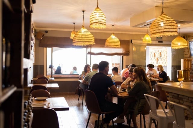 Business for sale in Casco Urbano, Teulada-Moraira - € 165,000 (Ref: 8425294)