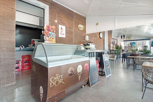 Business for sale in El Campello - € 895,000 (Ref: 8425309)