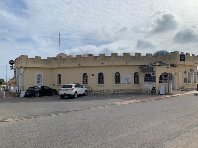 Bedrijf te koop in San Miguel de Salinas - € 110.000 (Ref: 8684368)