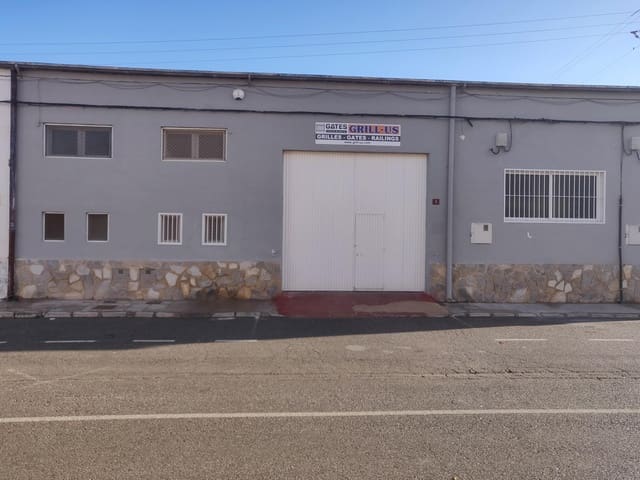 Entreprise à vendre à Centro - Muelle Pesquero, Torrevieja - 75 000 € (Ref: 8684372)