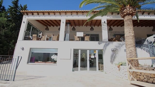 Bedrift til salgs i Alcalalí / Alcanalí - € 990 000 (Ref: 8684377)