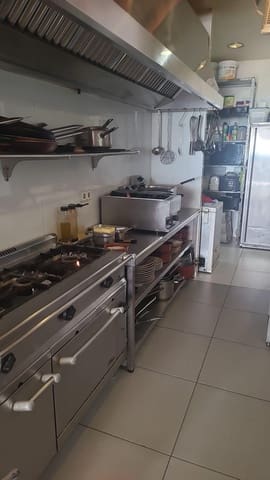 Business for sale in Altea - € 150,000 (Ref: 8684379)