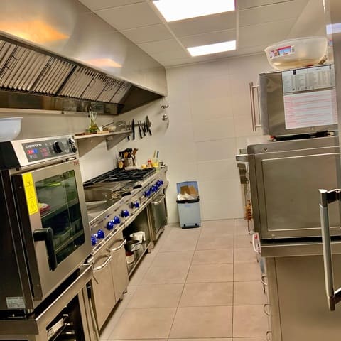 Business for sale in Casco Urbano, Teulada-Moraira - € 2,225,000 (Ref: 9167406)